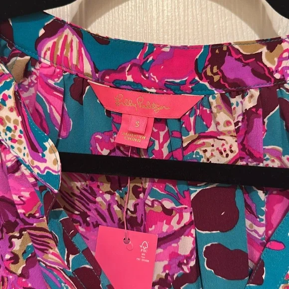 Lilly Pulitzer Saige Longe Sleeve Silk Top - Picture 2 of 5